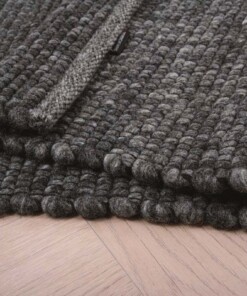 Wollteppich Lett - Dunkelgrau - close up vouw, thumbnail Wollteppich Lett - Dunkelgrau - close up vouw, thumbnail