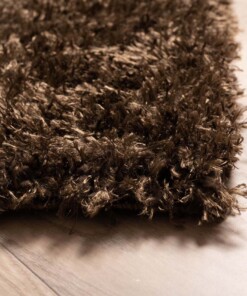 Hochflor Teppich Posh - Braun - close up hoek, thumbnail
