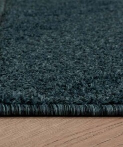 Kurzflor Teppich Quadratisch Fine - Petrol - close up, thumbnail Kurzflor Teppich Quadratisch Fine - Petrol - close up, thumbnail