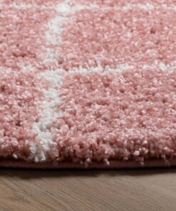 Hochflor Teppich Rund Rautenmuster Habitat - Rosa/Weiß - close up zijkant, thumbnail