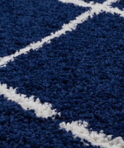 Hochflor Teppich Quadratisch Rautenmuster Artisan - Dunkelblau/Weiß - close up materiaal, thumbnail Hochflor Teppich Quadratisch Rautenmuster Artisan - Dunkelblau/Weiß - close up materiaal, thumbnail