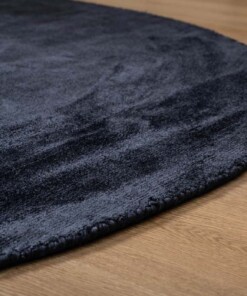 Viskose Teppich Oval - Glamour Marineblau - close up, thumbnail Viskose Teppich Oval - Glamour Marineblau - close up, thumbnail