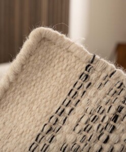 Wollteppich - Ulstein Weiß/Schwarz - close up, thumbnail Wollteppich - Ulstein Weiß/Schwarz - close up, thumbnail