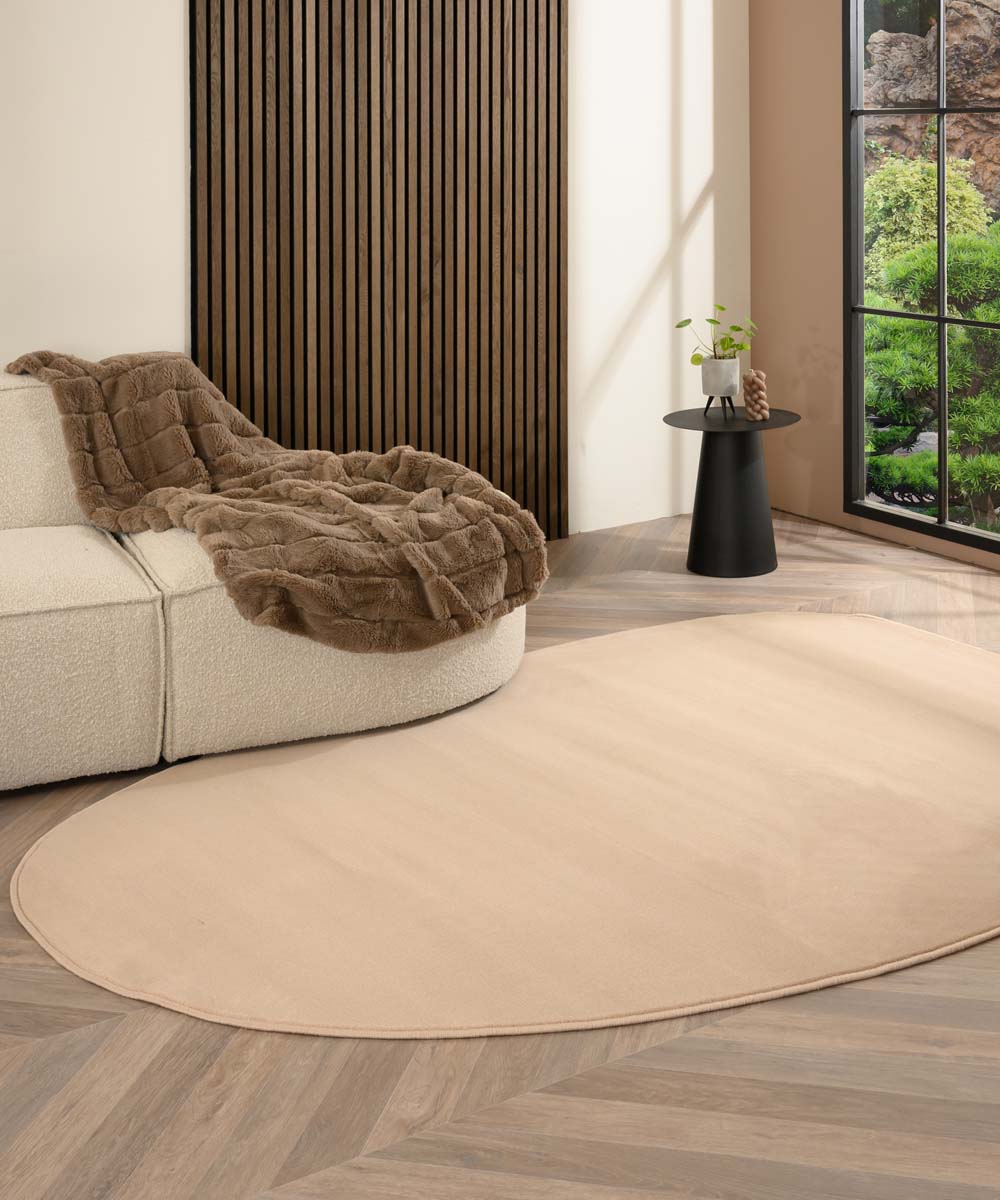 Teppich organische Form - Ease Pebble Beige Teppich organische Form - Ease Pebble Beige