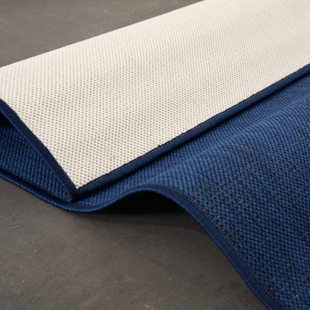 Outdoor Teppich Einfarbig - Flip Dunkelblau - close up Outdoor Teppich Einfarbig - Flip Dunkelblau - close up