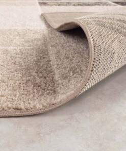 Morderner Teppich - City Chic Kariert Braun - close up, thumbnail