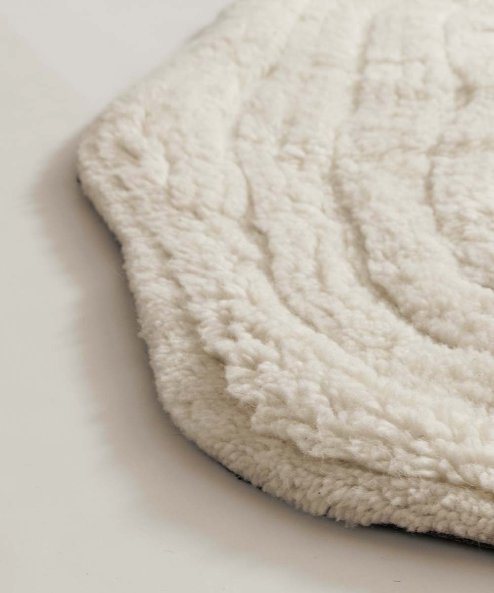 Baumstamm Teppich - Isdal Elfenbein - close up Baumstamm Teppich - Isdal Elfenbein - close up