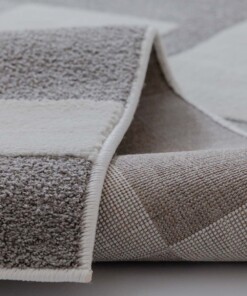 Skandinavischer Teppich - Ridge Elv Creme/Grau - close up