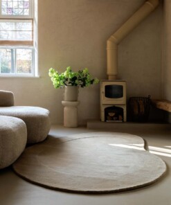 Organischer Wollteppich - Flyt Pebble Beige - sfeer