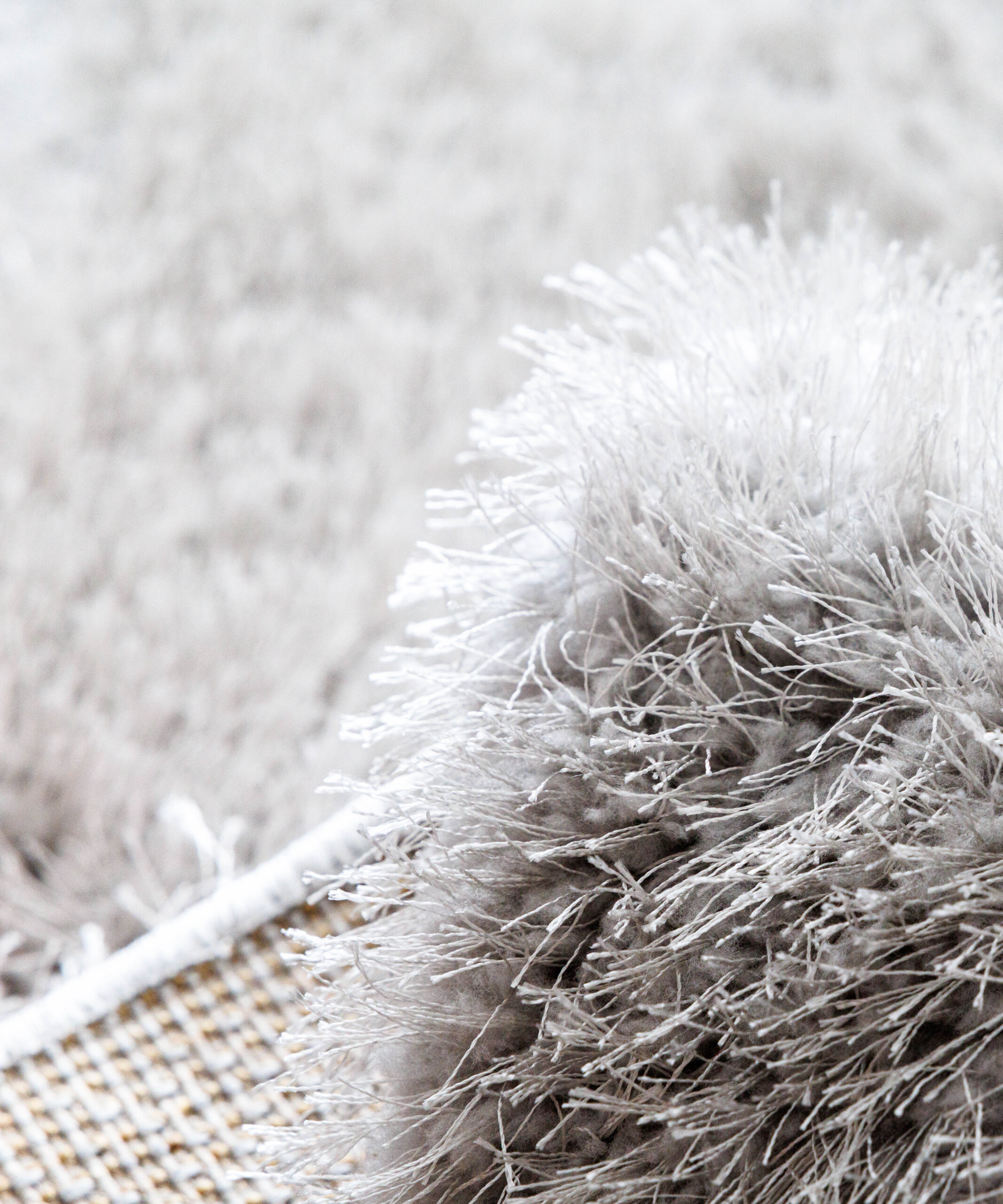 Hochflor Teppich Rund - Posh Velours Hellgrau - close up Hochflor Teppich Rund - Posh Velours Hellgrau - close up