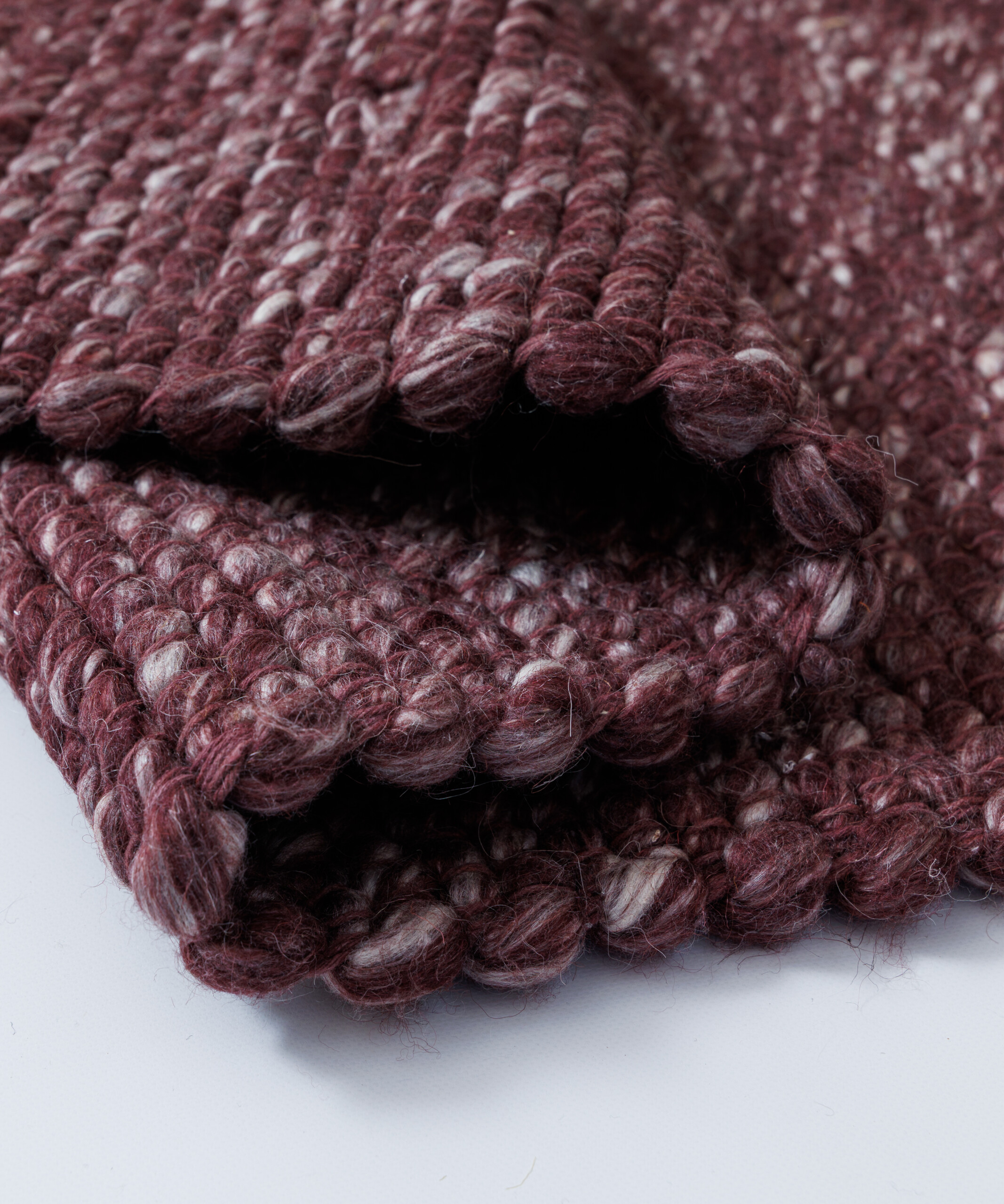 Wollteppich - Silvull Bordeauxrot - close up Wollteppich - Silvull Bordeauxrot - close up