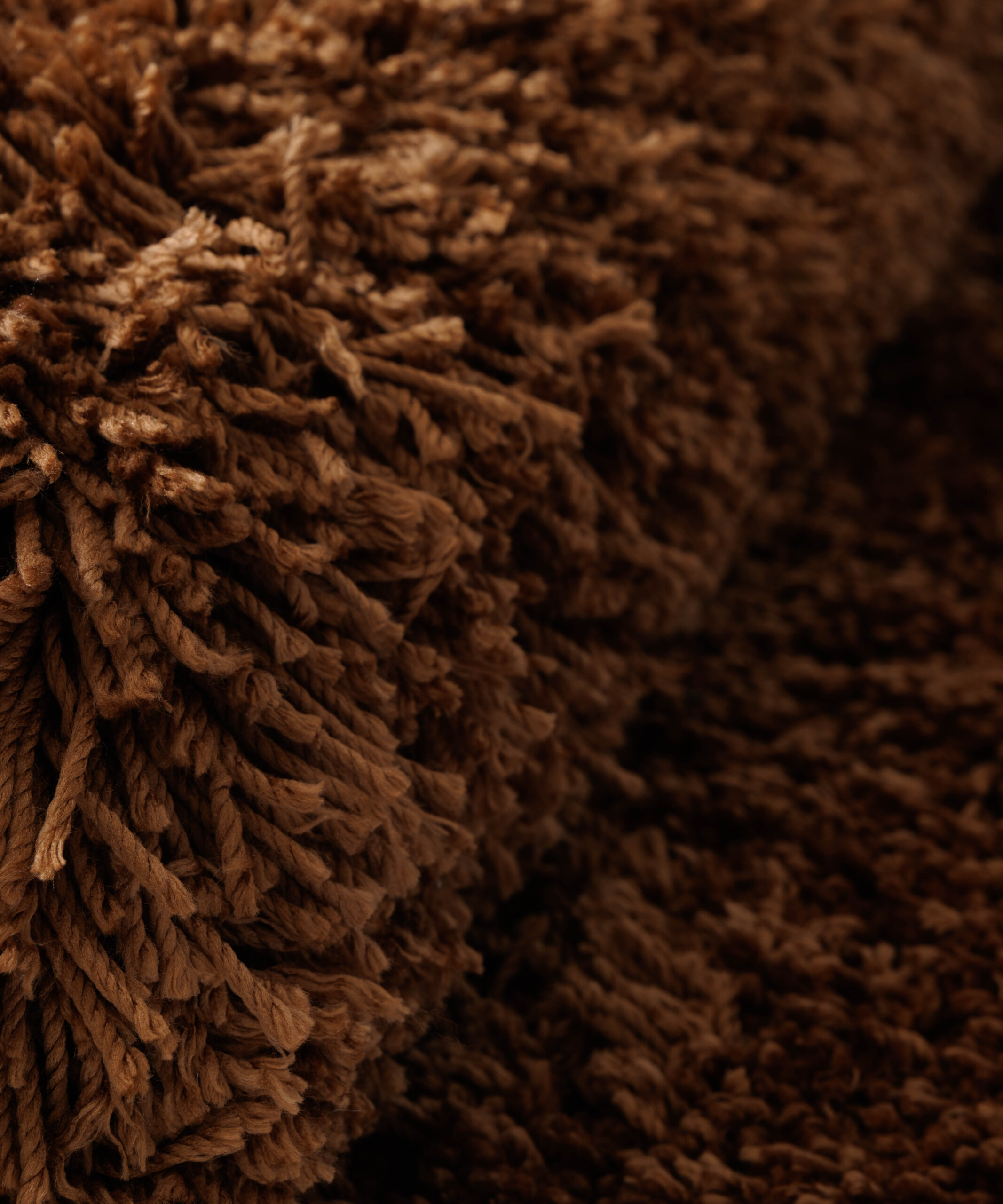 Organischer Shaggy Teppich - Sveve Cognac - close up Organischer Shaggy Teppich - Sveve Cognac - close up