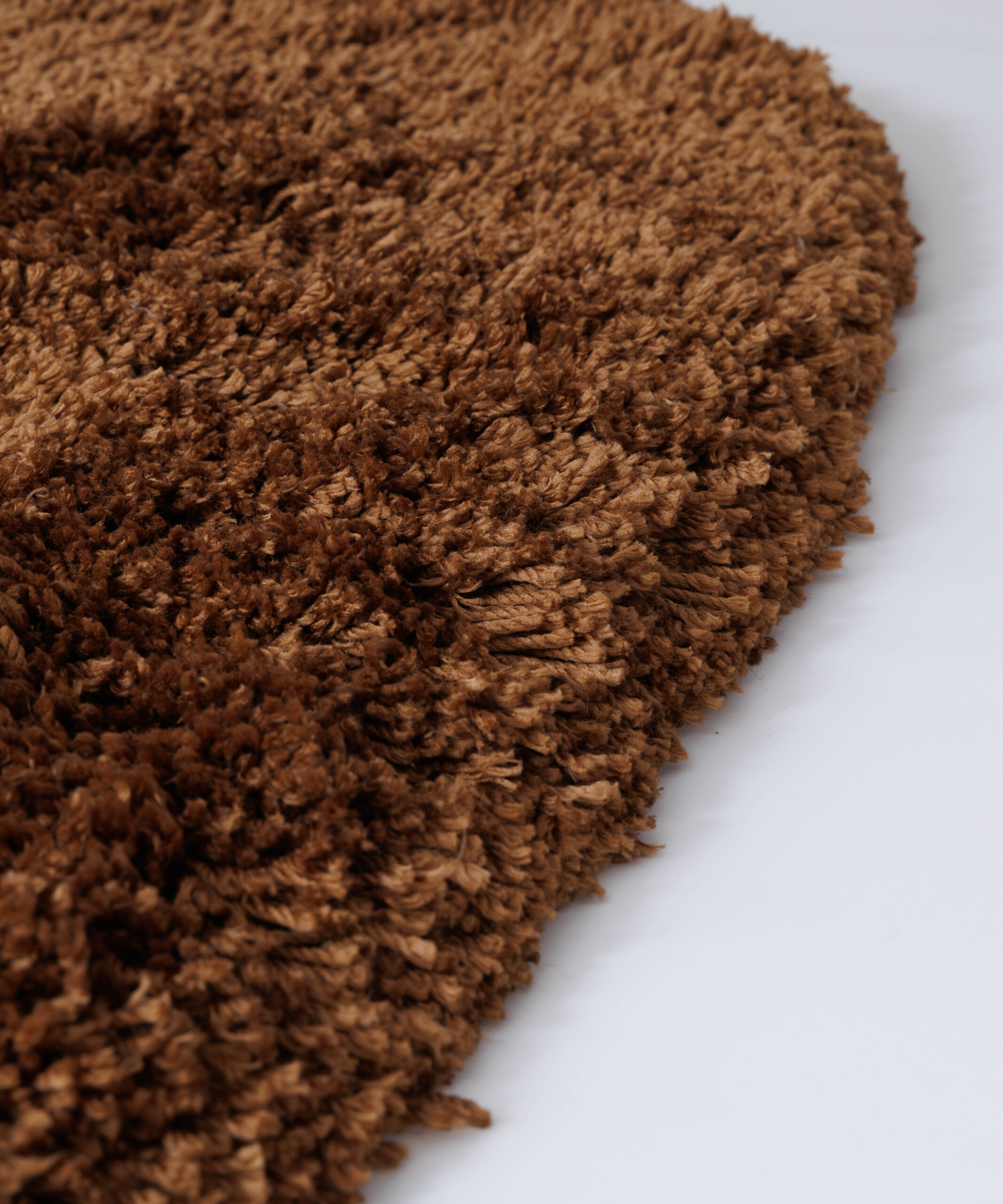 Organischer Shaggy Teppich - Sveve Cognac - close up Organischer Shaggy Teppich - Sveve Cognac - close up