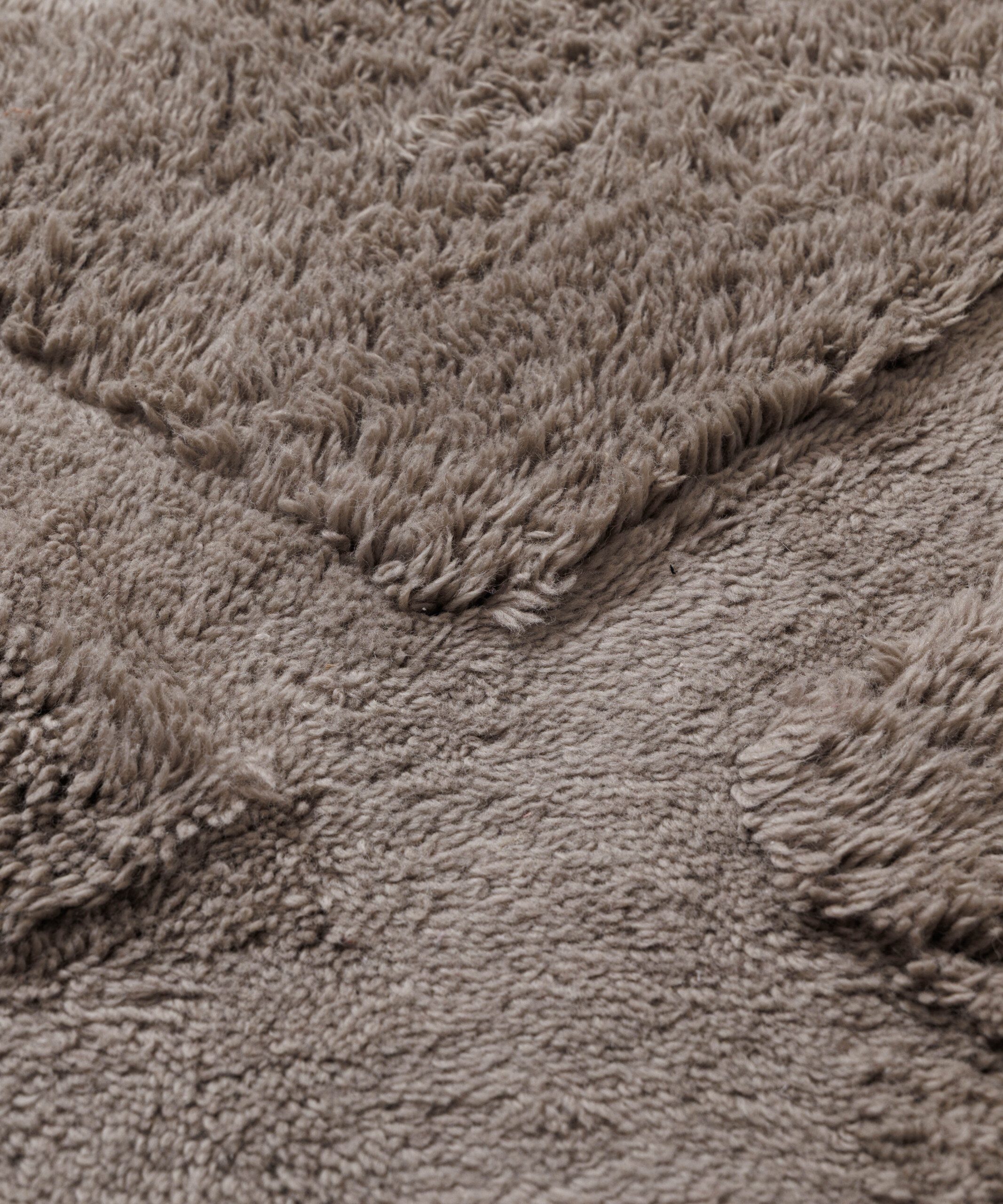 Designteppich - Tjørne Elv Taupe - close up Designteppich - Tjørne Elv Taupe - close up
